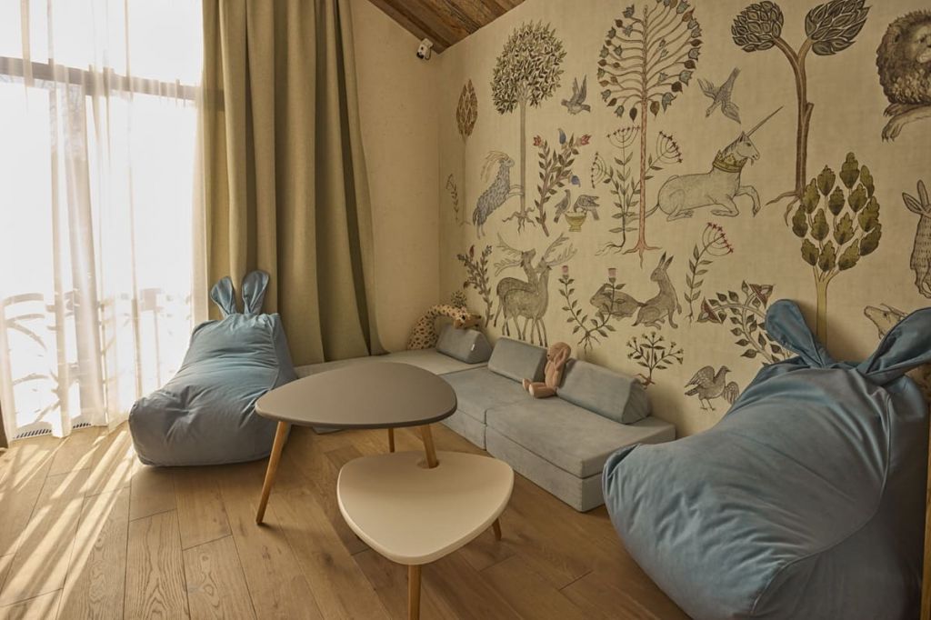 UTVS9284_resize.jpg